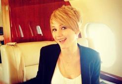 Jennifer Lawrence saçlarını kestirdi