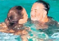 Ayşe'nin annesi konuştu,Selma Ann Desmond'ın kız kardeşi patladı!