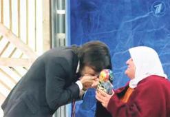 Gülsüm Rusya’da kahraman oldu!