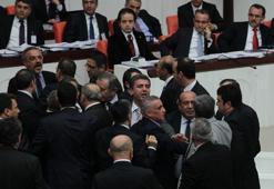 'Üç tane dönekten...'