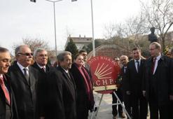 Kutlamalarda mesaj gerginliği!