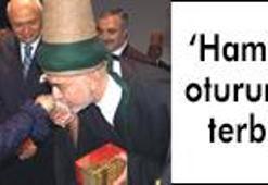 TRT önünde ‘hamile’ eylemi