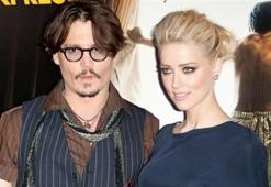 Johnny Depp nişanlandı