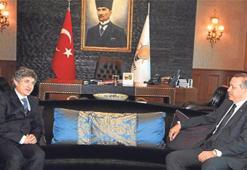‘Hoca 15 ayaktan biri’