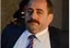 Öz: Hangi çılgın bana zincir vuracakmış...