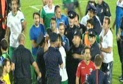 Maç sonu olay çıktı!