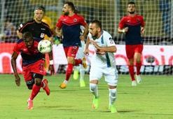 Mersin'de çaylar iki şekerli