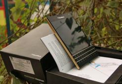 İşte BlackBerry Passport'un altın versiyonu!