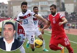 Hakem odasını bastı