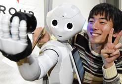 Duyguları olan robot Pepper satışa çıktı