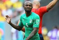 Didier Zokora gönderiliyor
