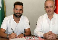 Uslu, 1 yıl daha Konyaspor'da