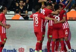 Antalyaspor'un Bursa'yı ateşe attı