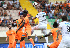 Akhisarspor, Standard Liege deplasmanında