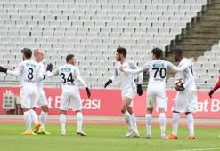 Akhisar bıraktığı yerden devam ediyor!