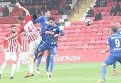 Çaykur Rizespor, Türkiye Kupası'na veda etti: 1-1