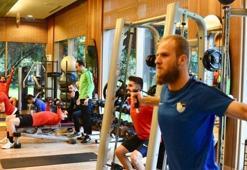 Erzurumspor, ikinci yarı hazırlıkları için Antalya'da kampa girdi