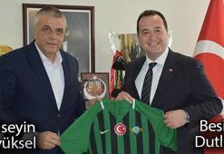 Akhisarspor'da şok! Dutlulu rest çekti