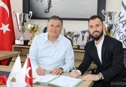 Emre Çolak resmen Hatayspor'da