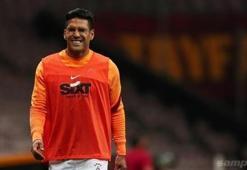 Falcao'nun Covid-19 PCR testi pozitif çıktı