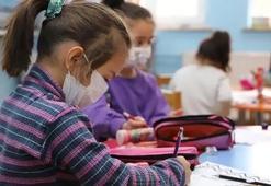 Yarın karneler saat kaçta dağıtılacak? Yarın karneler nasıl alınacak, okuldan mı alınacak e-okuldan mı verilecek?