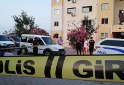 Balkonda şortunu indirdi teşhircilik yaptı! Mahalle karıştı