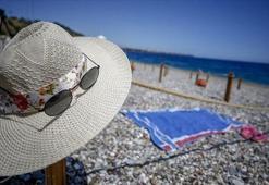 Havuz ve denizler bulaşıcı göz enfeksiyonlarına neden olabilir