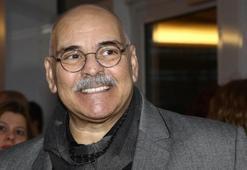 Usta oyuncu Rasim Öztekin'in binmeye doyamadığı klasik otomobili