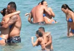 Burçin Terzioğlu ile Umut Duygu aşka geldi! Bikinisi çözülünce...
