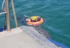 Kadıköy-Eminönü seferini yapan yolcu vapurunda hareketli anlar