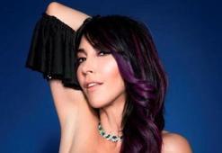 Hande Yener'den dikkat çeken transparan elbise!