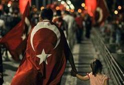15 Temmuz tatil mi? 15-16 Temmuz resmi tatil mi? 15 Temmuz ile bayram tatili birleşti mi?