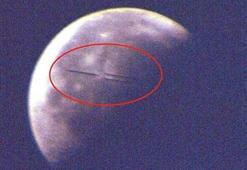 NASA'nın Ay fotoğrafı şoke etti! İlk kez görüldü, devasa UFO'lar...
