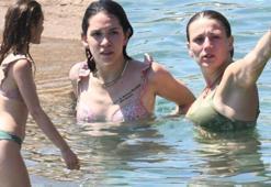 Hazal Subaşı sezonu açtı! Fiziğiyle büyüledi...