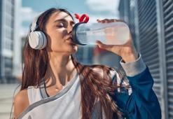 Günde kaç bardak su içilmelidir? Bol su içmek neye iyi gelir?