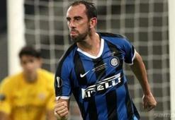 Godin'in yeni adresi Real Betis oluyor