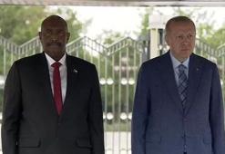 Cumhurbaşkanı Erdoğan Sudan lideri Abdulfettah El-Burhan'ı resmi törenle karşıladı
