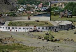 Afganistan'da Taliban'a karşı son kale! 'Efsane komutan'ın oğlu ilk ateşi yaktı...