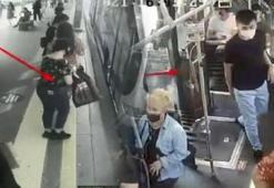 Metrobüste skandal! Kameraya yakalandı