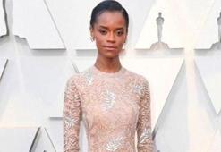 Ünlü oyuncu Letitia Wright, Black Panther çekimleri sırasında kaza geçirdi