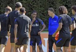 'Benim futbolcularım yürümekten daha fazlasını yapabilirler'