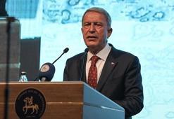 Bakan Akar'dan Rum yönetiminin skandal kararına tepki