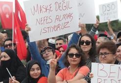 Aşı karşıtları Maltepe'de miting düzenledi