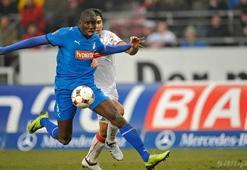 Demba Ba futbolu bıraktı! Sosyal medyadan duyurdu!