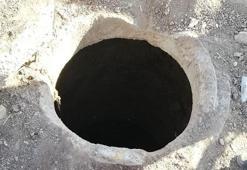 Kanalizasyon kanalına giren baba öldü, oğlu ağır yaralı