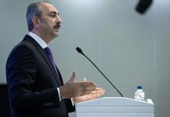 Adalet Bakanı Gül'den flaş açıklama! 'Yargıda sözleşmeli personel...'