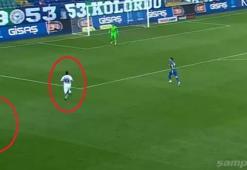 Süper Lig'e damga vuran hareket! Erhan Çelenk gole giderken bir anda...