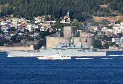 Rus savaş gemisi, Çanakkale Boğazı'ndan geçti