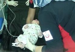Korkunç! Sesi duyunca gördüler, bebeği toprağa gömüp...