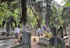 Adıyaman'da mezarlıkta sır olay! Bekçi namaz kıldığı sırada...